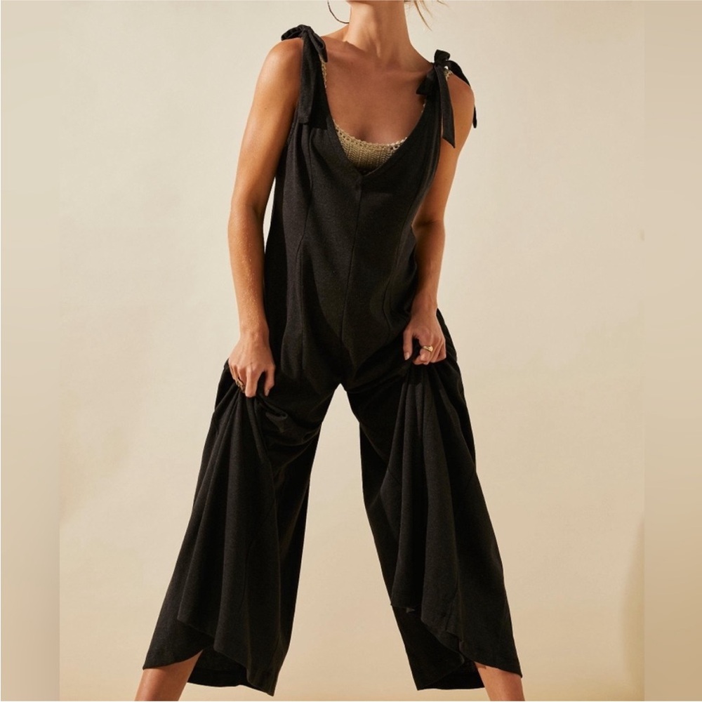 New Free People Beach Alice One-piece Jumpsuit Flare Leg Tie Straps Char… - Picture 2 of 6